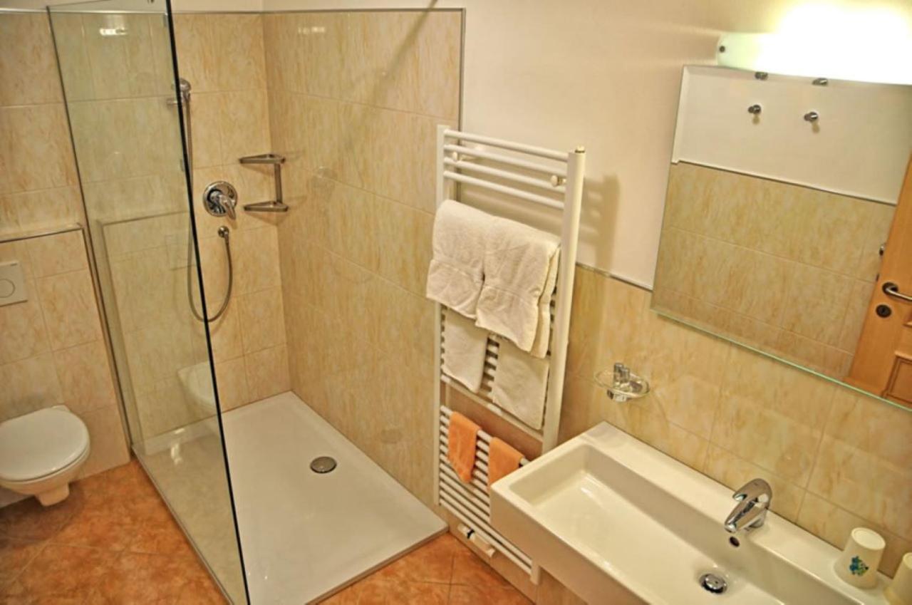 Residence Vellauerhof Lagundo Luaran gambar